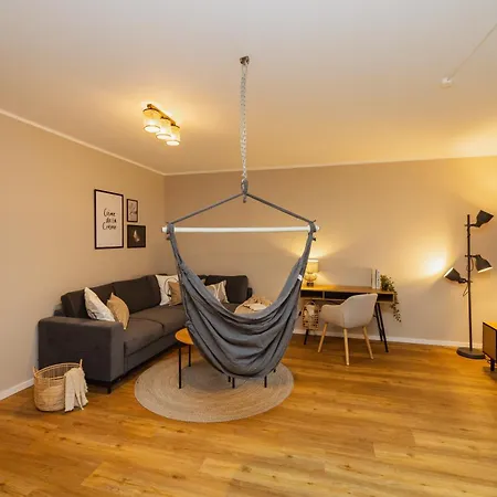 Apartment Hygge Homes, Three Bedrooms With Parking, Near River