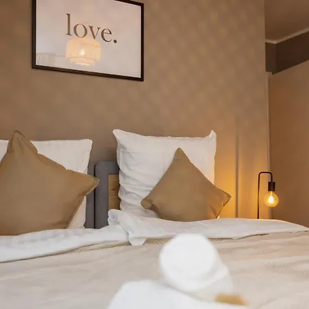 Hygge Homes - 'scandi Luxe' - Near River דירה *