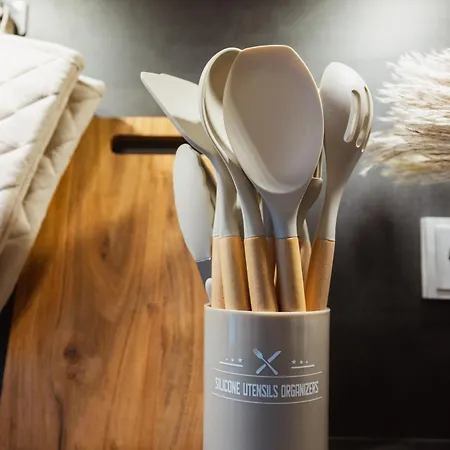 아파트 Hygge Homes - 'scandi Luxe' - Near River 빈젠