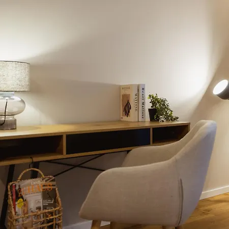 Apartment Hygge Homes, Three Bedrooms With Parking, Near River *