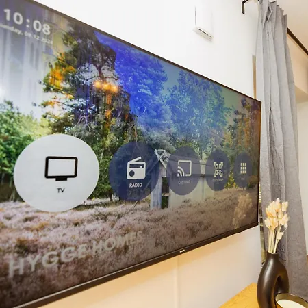 Apartment Hygge Homes, Three Bedrooms With Parking, Near River *