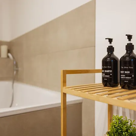Hygge Homes - 'scandi Luxe' - Near River * ווינזן