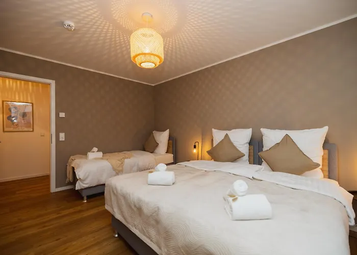 Hygge Homes - 'scandi Luxe' - Near River فينزن