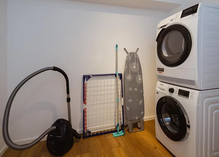 Hygge Homes - 'scandi Luxe' - Near River فينزن