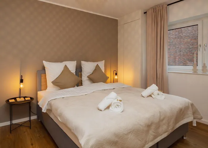 Hygge Homes - 'scandi Luxe' - Near River *